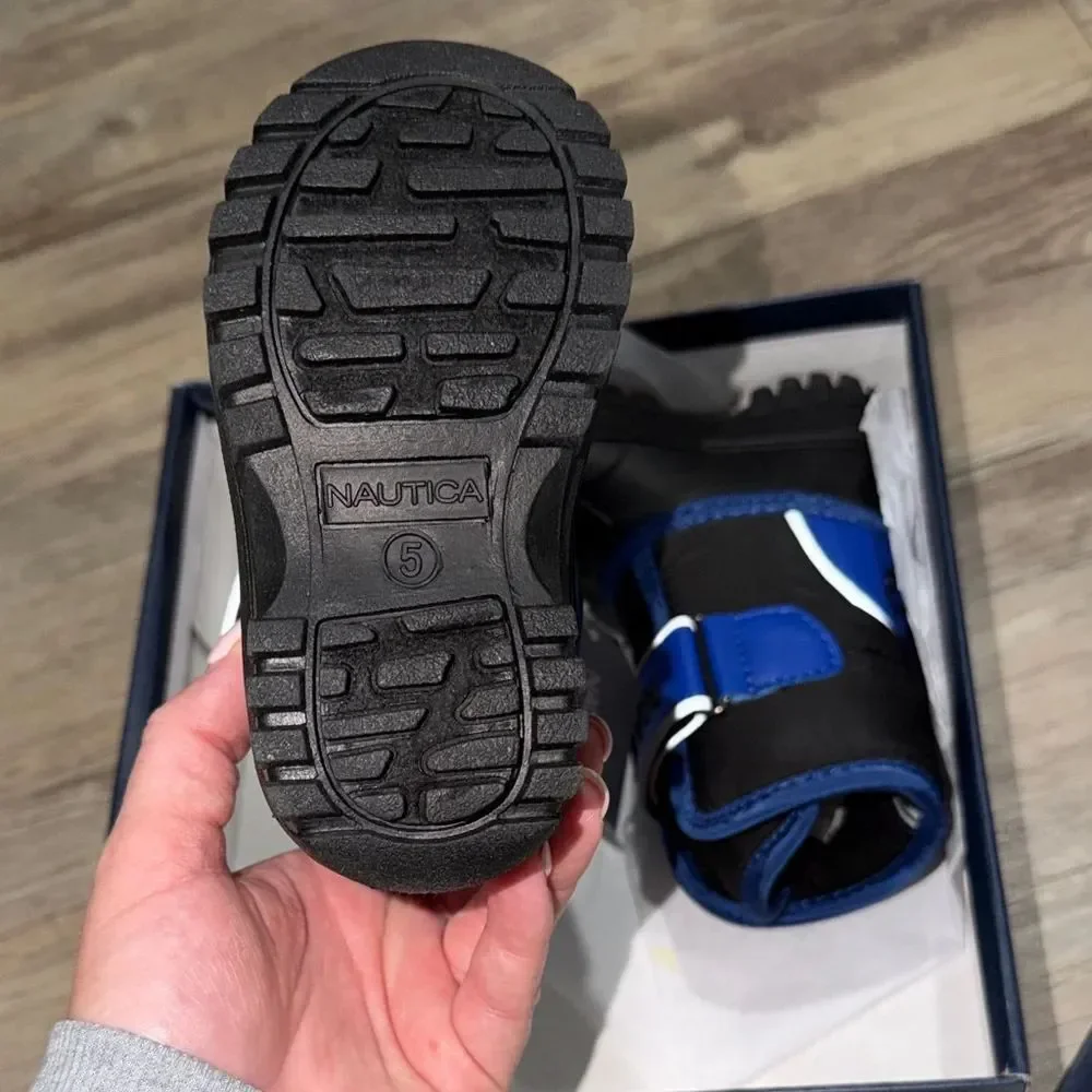 Nautica Kids Black and Blue Waterproof Winter Boots